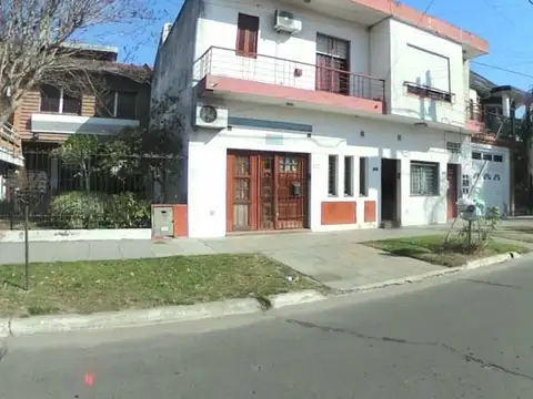 OPORTUNIDAD  HERMOSO DUPLEX DE 100 M2 CON JARDIN, PISCINA, Y PARRILLA EN MERLO CENTRO RESIDENCIAL