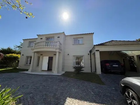 Casa  en Venta en Septiembre, Escobar, G.B.A. Zona Norte