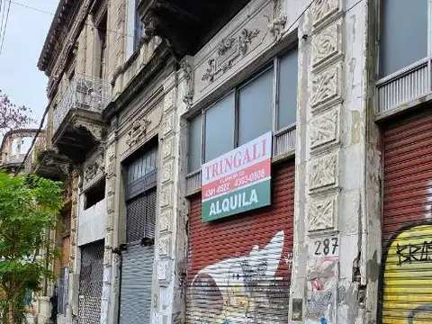 LOCAL -DEPOSITO SOBRE BOULEVARD AV B.P.GALDOS -SIN EXPENSAS