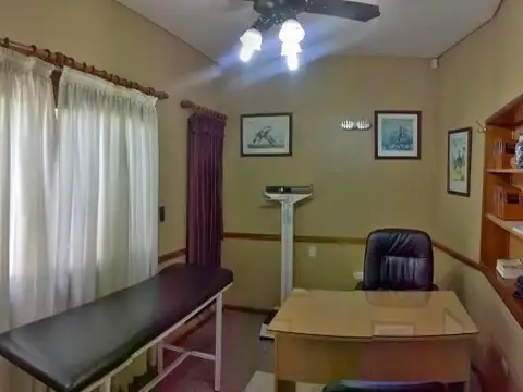 Oficina 4 ambientes con 1 baño