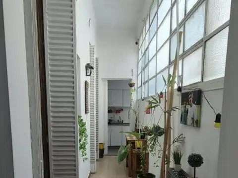 Venta  Ph 2 ambientes  con galeria  Flores