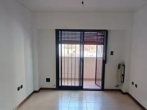 Alquiler departamento  ambientes en Santos Lugares