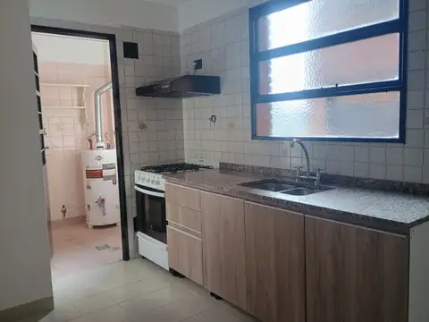Av La Plata 3600 , Piso 3