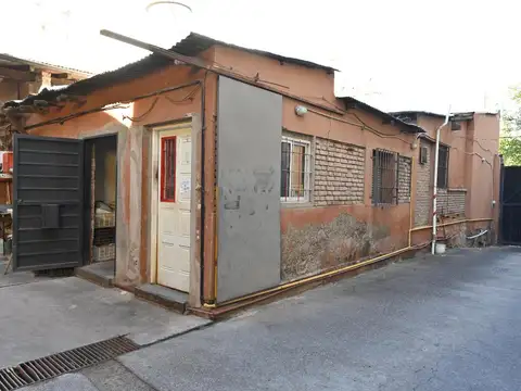 Galpon en Venta 41  mts Fondo