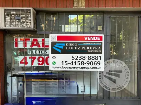 Local a la calle a metros de Av. Maipú y estación de Tren 