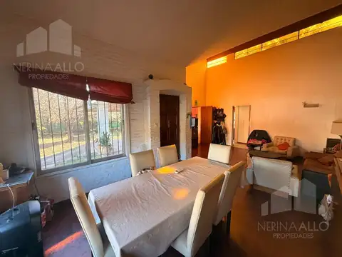 Casa en Venta en Castelar, USD 160.000