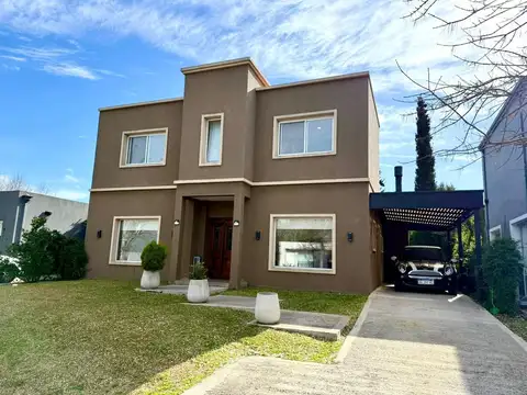 Casa apta credito Los Paraisos Cardales