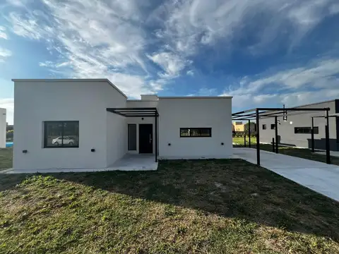 Casa a estrenar en Barrio Cerrado BENEVILLE Canning