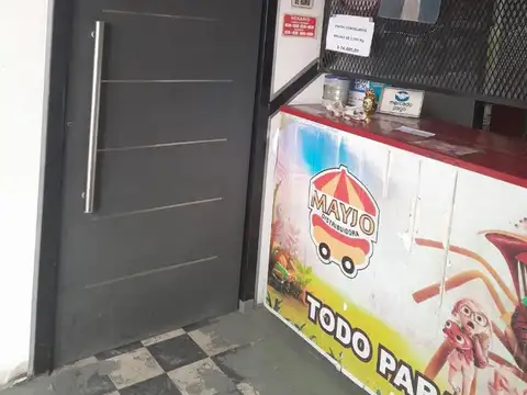 Local en Alquiler en Morón Norte, $ 550.000