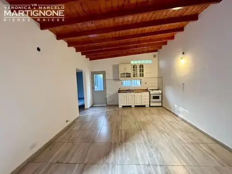 Casa 3 ambientes con 1 baño