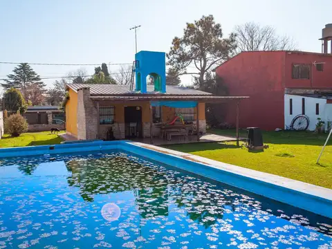 Quinta en Venta con 1 cochera