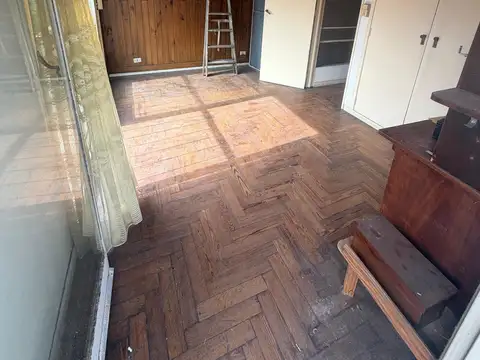 Alquiler para uso Comercial a una cuadra de plaza arenales!