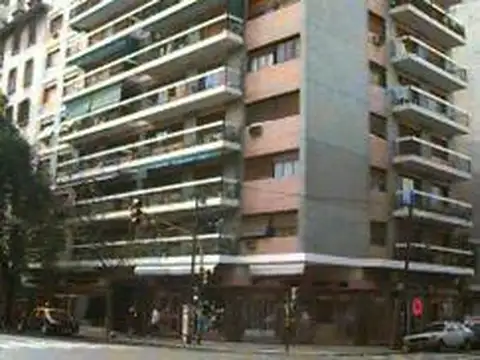 ENTRE RIOS AV. 900, Piso P.B.