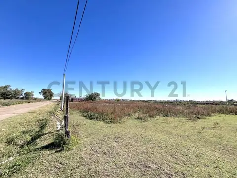IMPORTANTE LOTE de 7.600 m² a pasos de Ruta Nacional 8 - Venado Tuerto