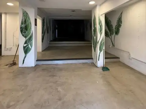 Local en Alquiler en Lomas de Zamora, $ 2.500.000