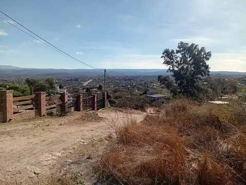 Terreno en Venta en Esquina  979 m  Estancia Vieja  Vista a Los Gigantes