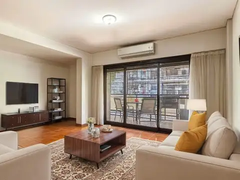 Departamento 4 ambientes cochera– balcón- patio en venta en Almagro- CABA