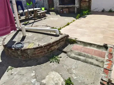 CASA EN VENTA – BARRIO 9 DE JULIO