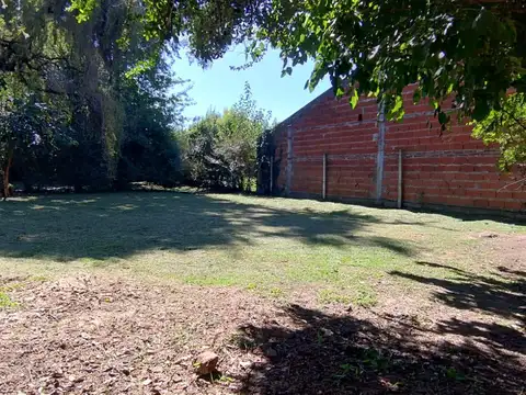 Excelente terreno en  venta en el Centro de Del Viso, sobre French.