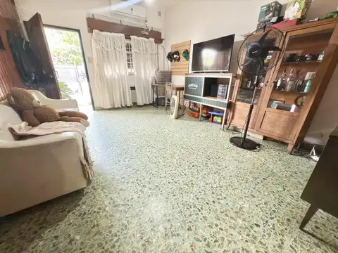 Casa en Venta en Castelar Sur, USD 80.000