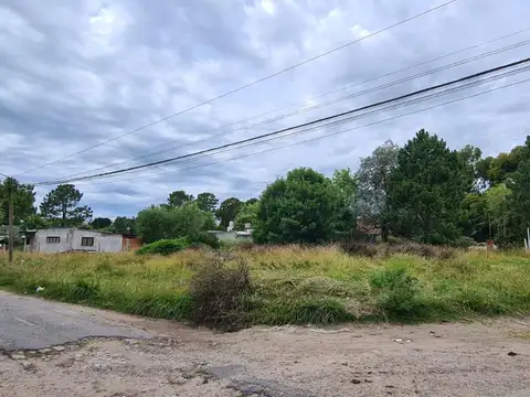 LOTE EN BARRIO EZCURRA MEDRANO