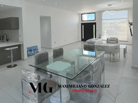 Casa en Venta en Countries y Barrios Cerrados en Esteban Echeverria, USD 295.000