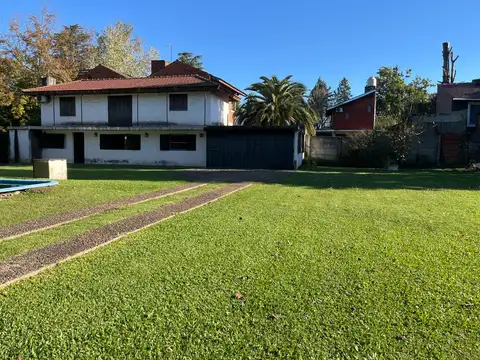 CASA A RECICLAR + QUINCHO + GRAN LOTE, DE VICENZO CHICO