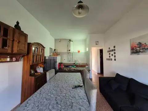 Depto Tipo Casa 4 ambientes con 1 baño