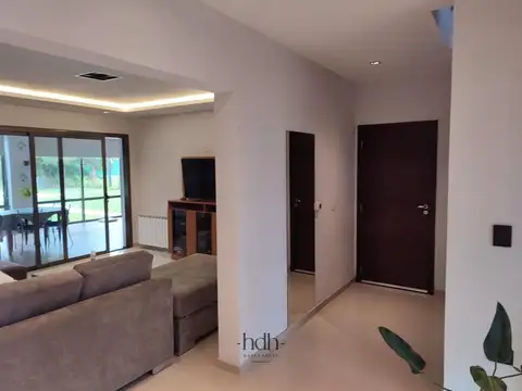 La Cascada Country Golf Club