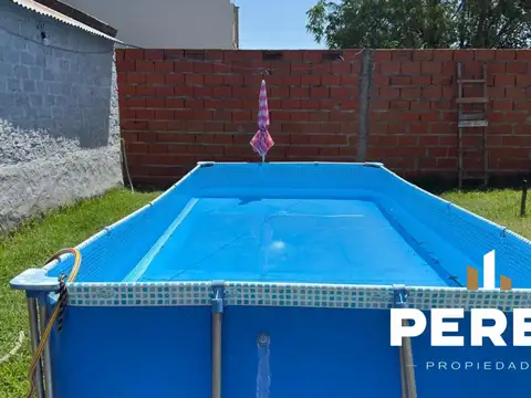 Casa 4 ambientes con 2 baños