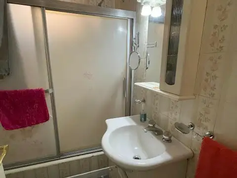 Casa en Venta en Castelar Norte, USD 145.000