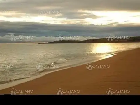 En alquiler anual, imperdible punto, excelentes vistas!!!