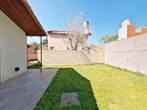 Depto Tipo Casa en Venta de 3 ambientes