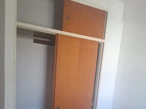 Departamento en Alquiler en Ramos Mejía Sur, $ 500.000