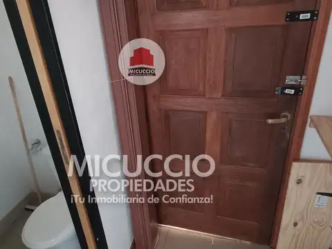 Oficina en Alquiler Comercial | Cesar Díaz N°972, Belén de Escobar.