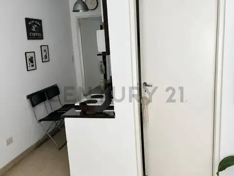 Los Almendros 1200, Piso 0