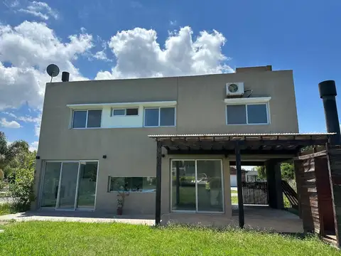 Casa en Venta en Smithfield, USD 154.000