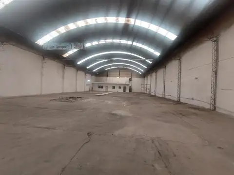 GALPÓN Y OFICINAS EN ALQUILER EN NEUQUÉN
