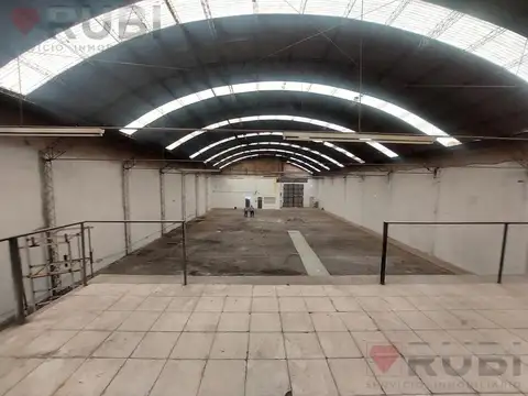 Galpon en Alquiler 50  mts Fondo