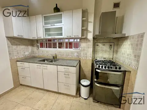 ALQUILER PH 4 AMBIENTES EN VILLA ADELINA