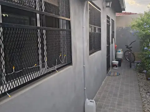 Depto Tipo Casa en Venta en La Plata, USD 32.000