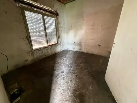 Casa 2 ambientes con 1 baño