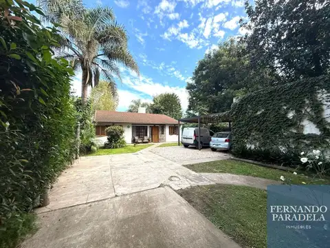 Casa en venta de 3 dormitorios c/ cochera en Villa Gobernador Udaondo