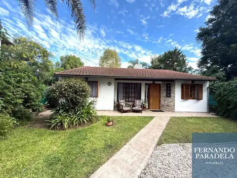 Casa en venta de 3 dormitorios c/ cochera en Villa Gobernador Udaondo