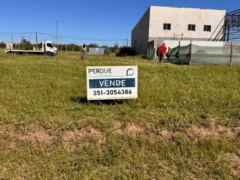 TERRENO EN VENTA DOCTA PARQUE 360 mt2 APTO DUPLEX