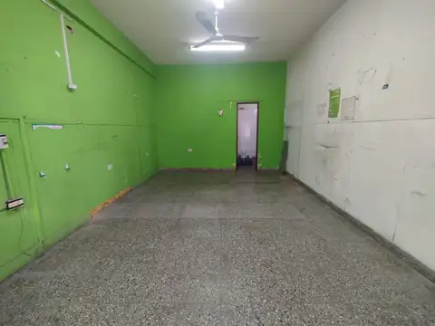 Local en Alquiler Via Púb.