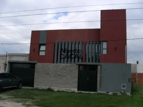 Casa en Venta en 42/144 La Plata - Alberto Dacal Propiedades