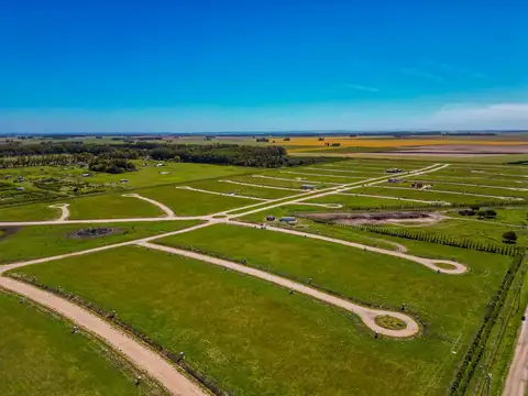 Venta Lote en Barrio Privado "La Cercanía"