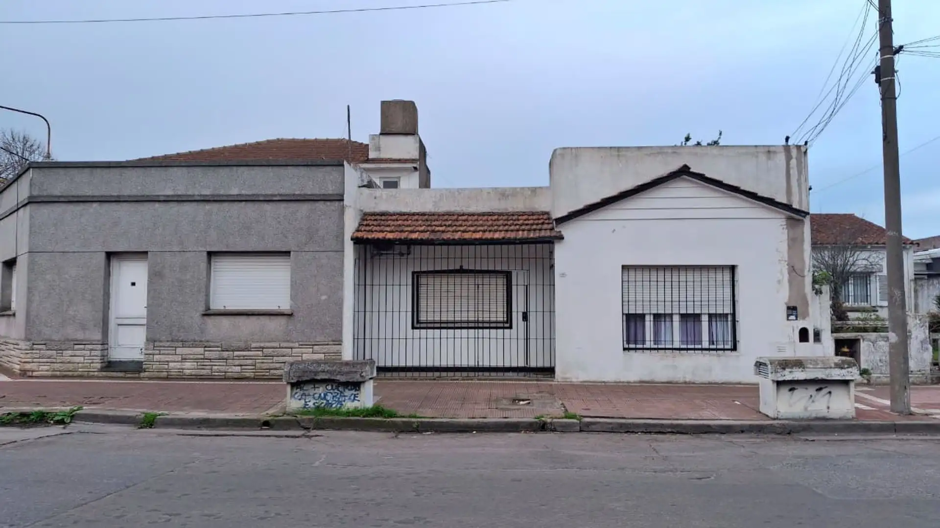 VENTA PH INDEPENDIENTE AL FRENTE SAN JOSE