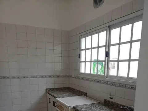 Alquiler PH 3 Ambientes c/ Patio/ PLANTA BAJA